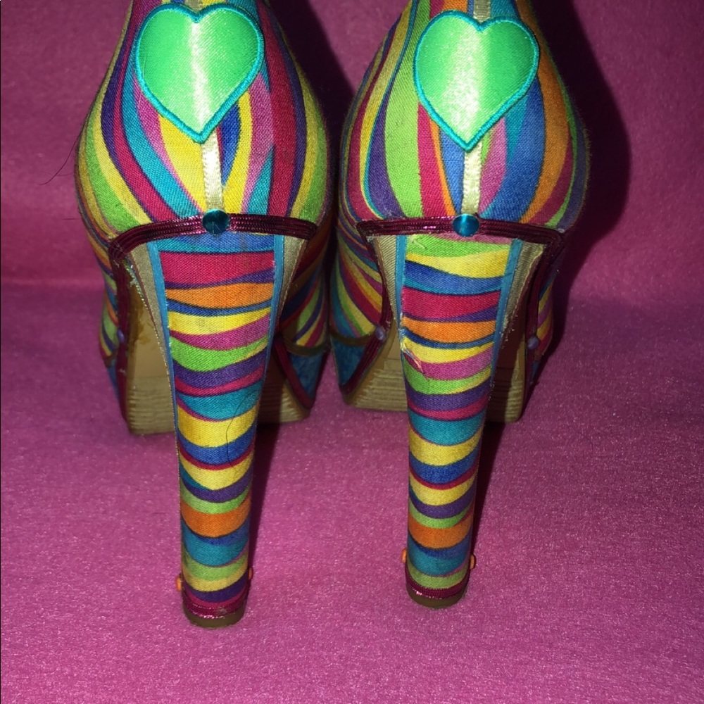 Custom One Of A Kind Sexy Heels - Picture 4 of 4